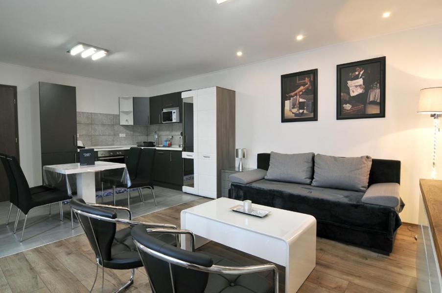 Silver Beach Apartments Siofok Ngoại thất bức ảnh
