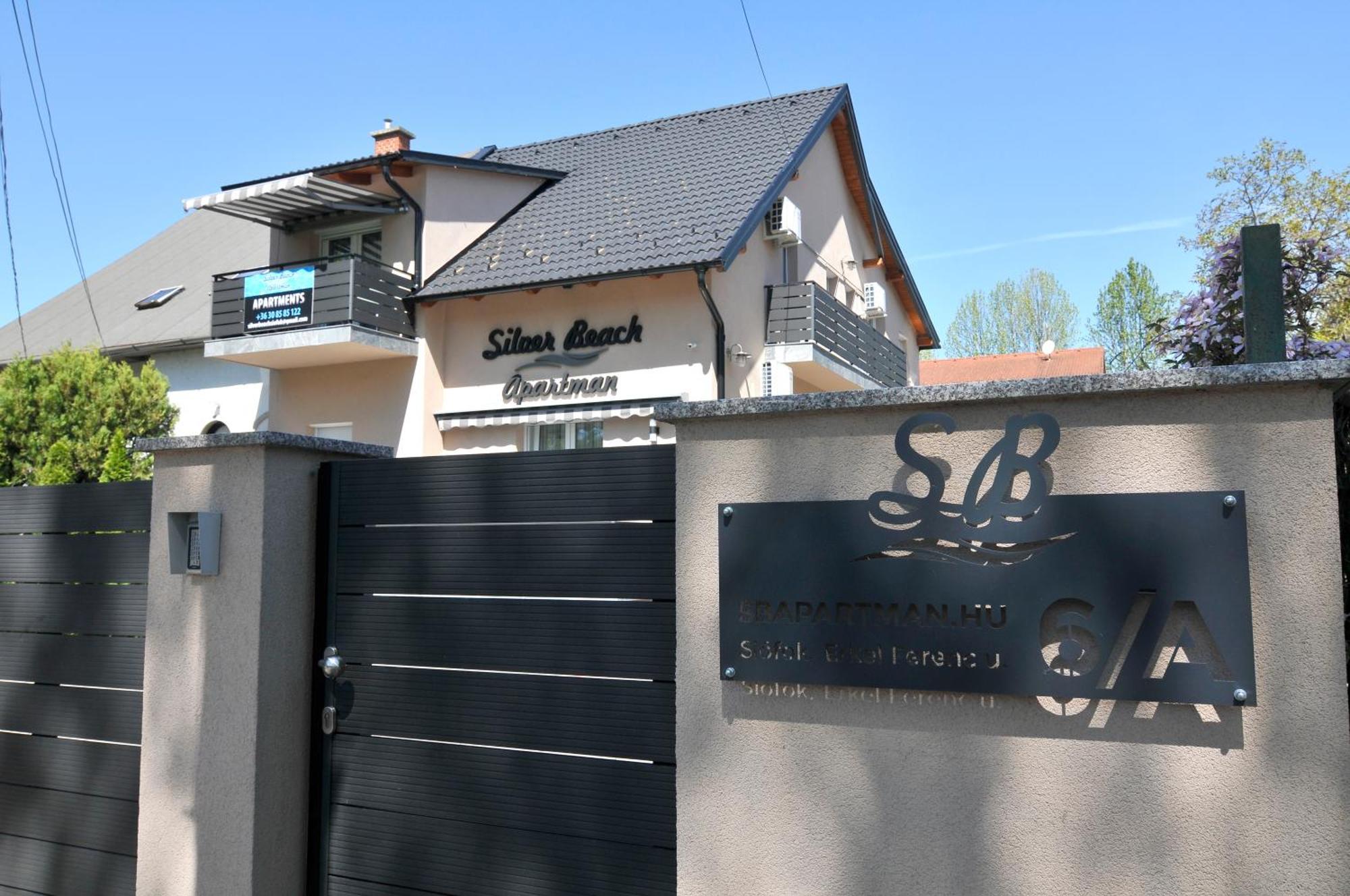Silver Beach Apartments Siofok Ngoại thất bức ảnh