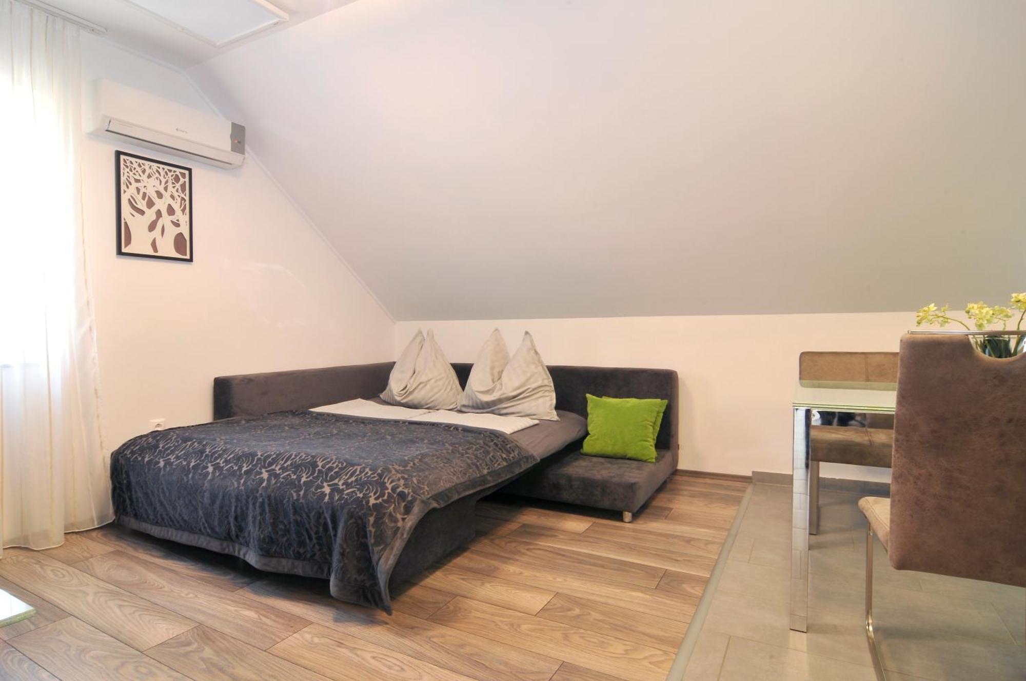 Silver Beach Apartments Siofok Ngoại thất bức ảnh